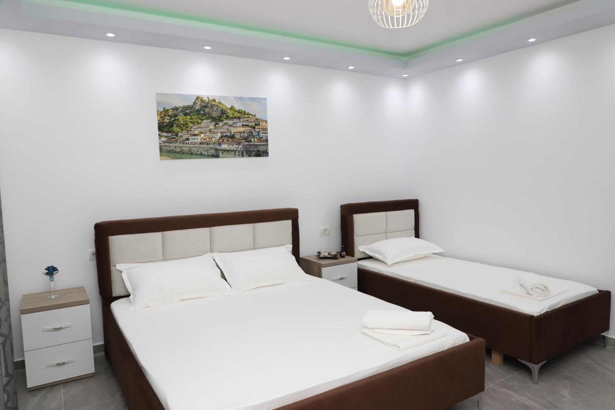 Vila Toska بيرات المظهر الخارجي الصورة