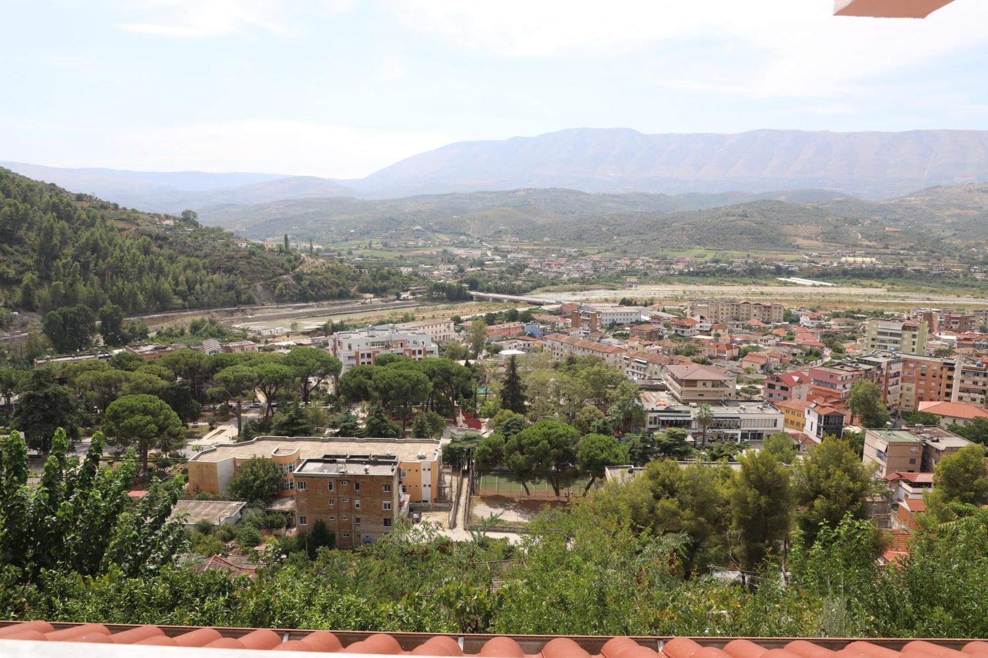 Vila Toska بيرات المظهر الخارجي الصورة